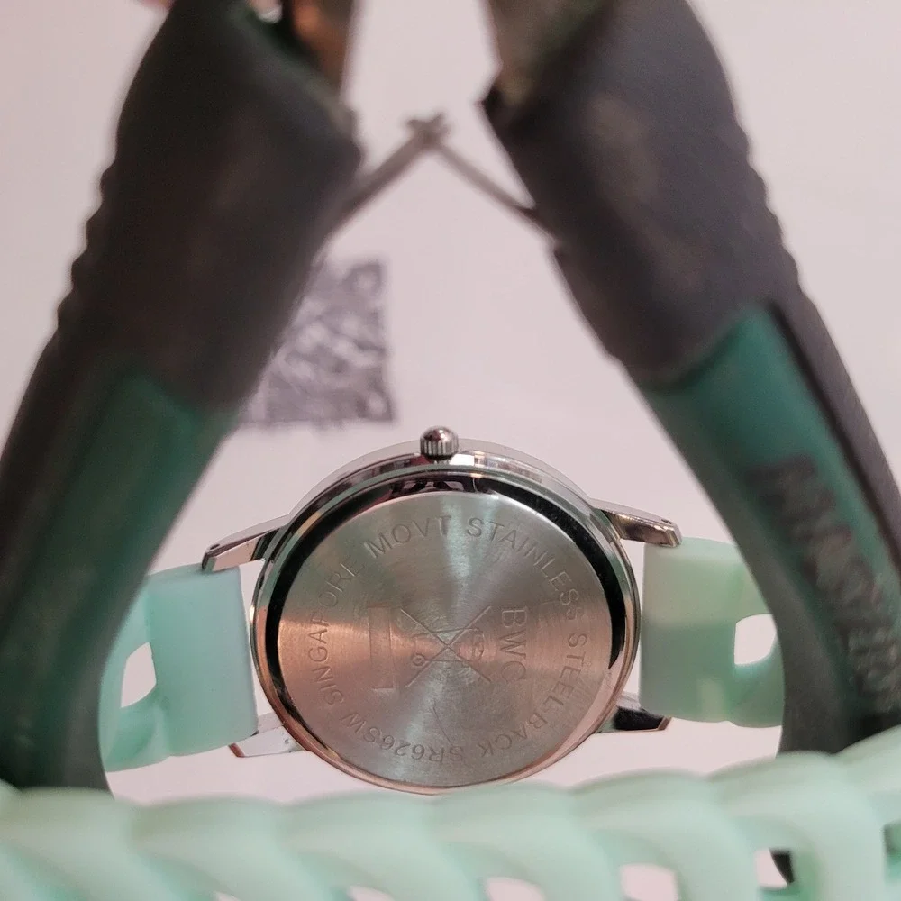 BWC Wrist Watch Womens Mint Green Silicone Strap Oversized Dial Digit‎ Ladies